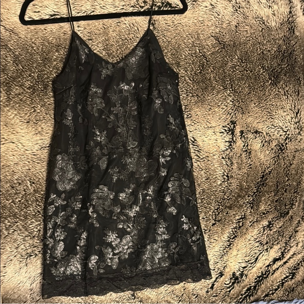 LF Elegant Little Black Dress with Sequin and Lace details